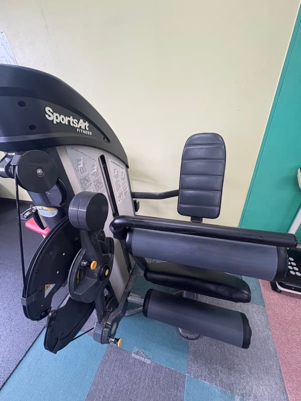 レッグカールエクステンション